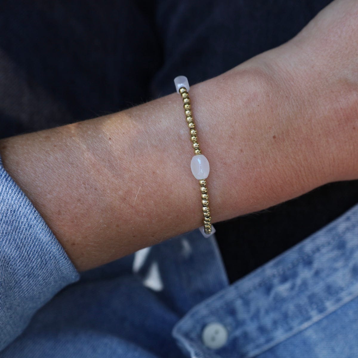 BRC-S.STL Here & There Pop Of Color Bracelet  in White Cap & Gold
