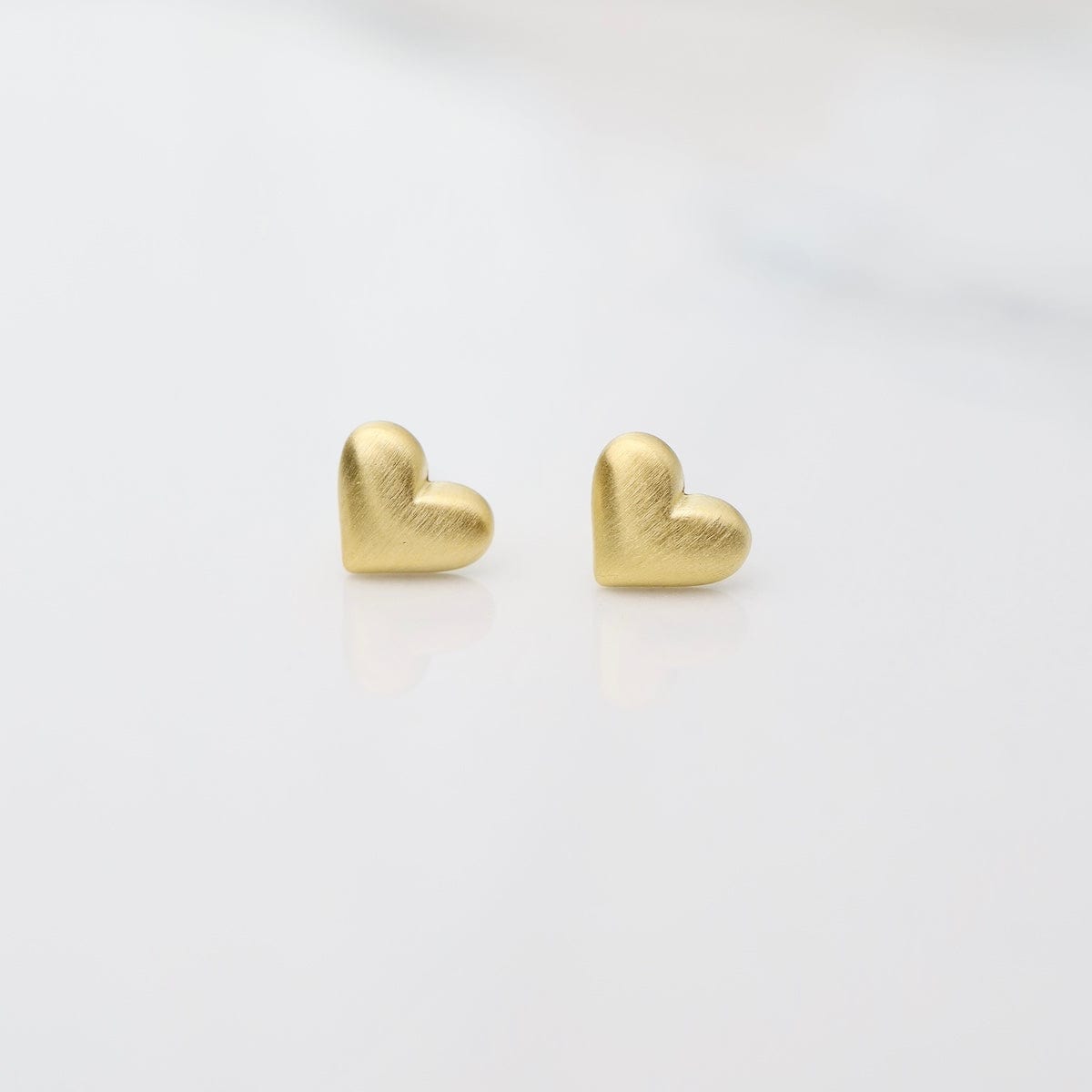 EAR 3d Heart Studs - Brushed Gold Vermeil