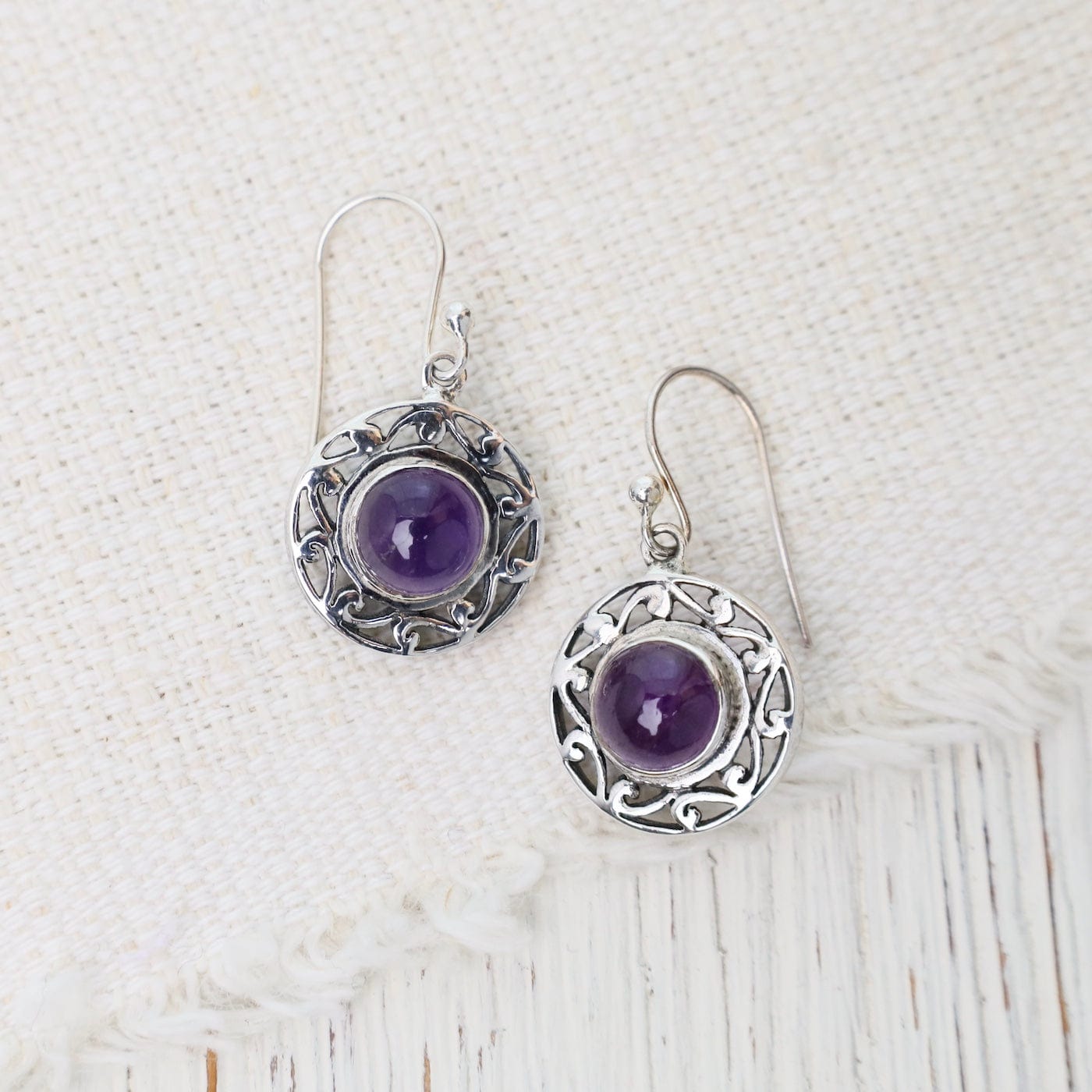 EAR Amethyst Round Vine Edge Earrings