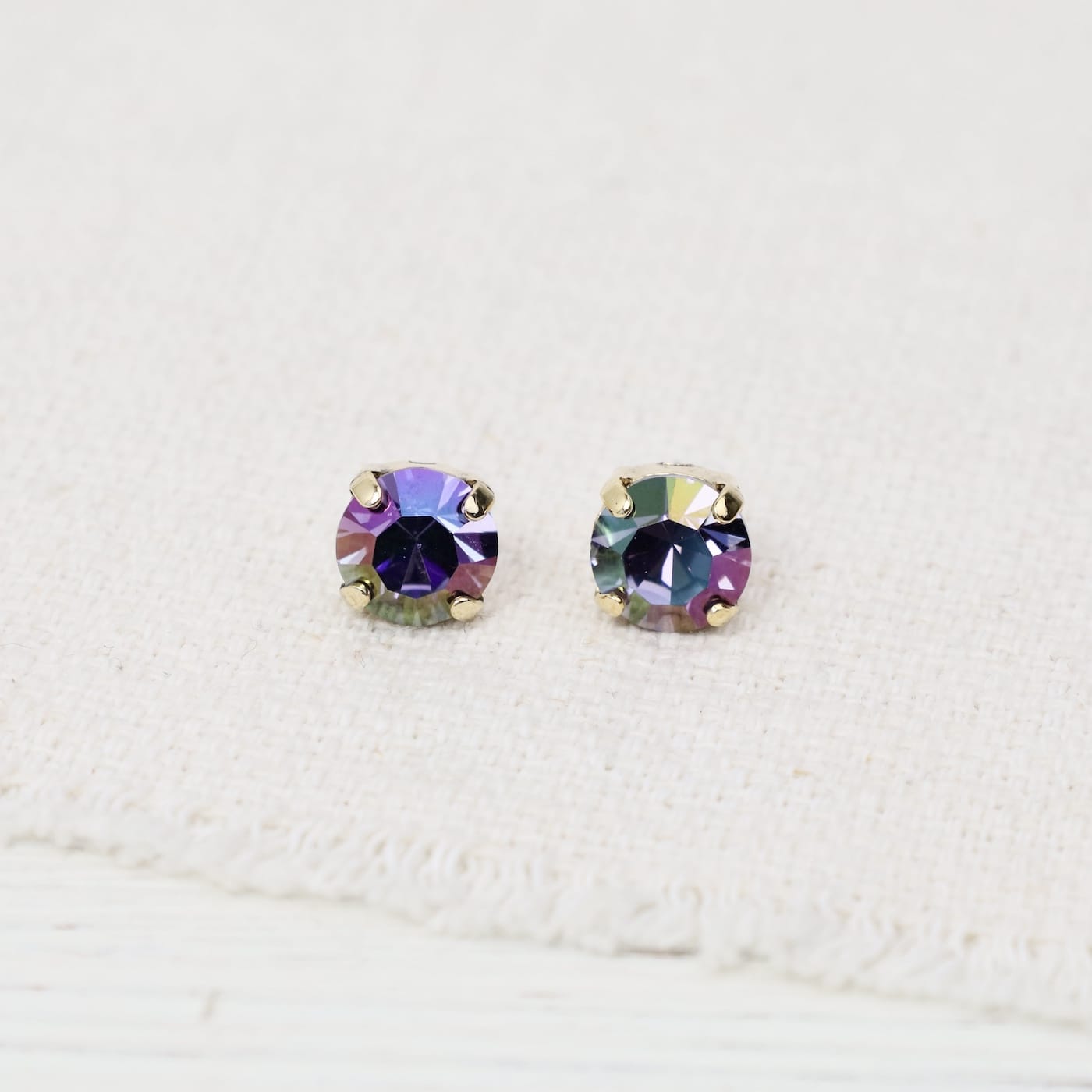 EAR-GPL Tanzanite Glimmer Oakland Stud Earrings