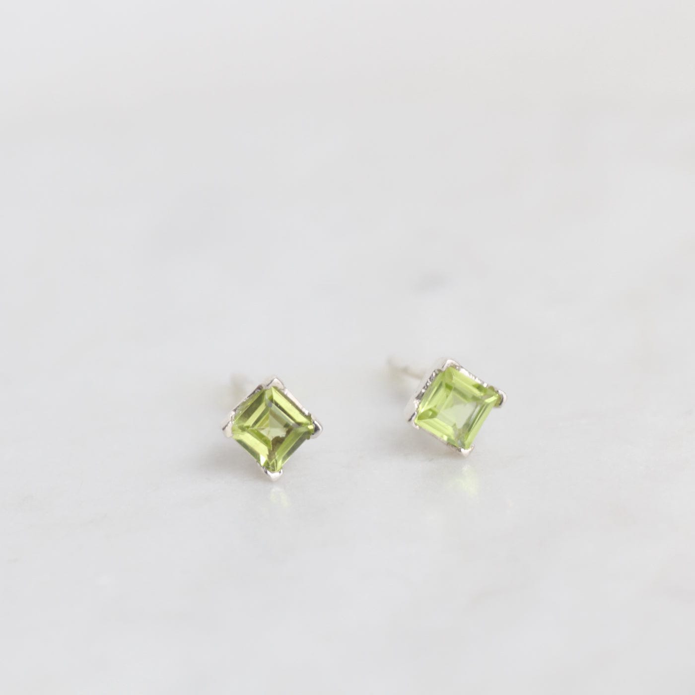 EAR Small Square Peridot Post Earring