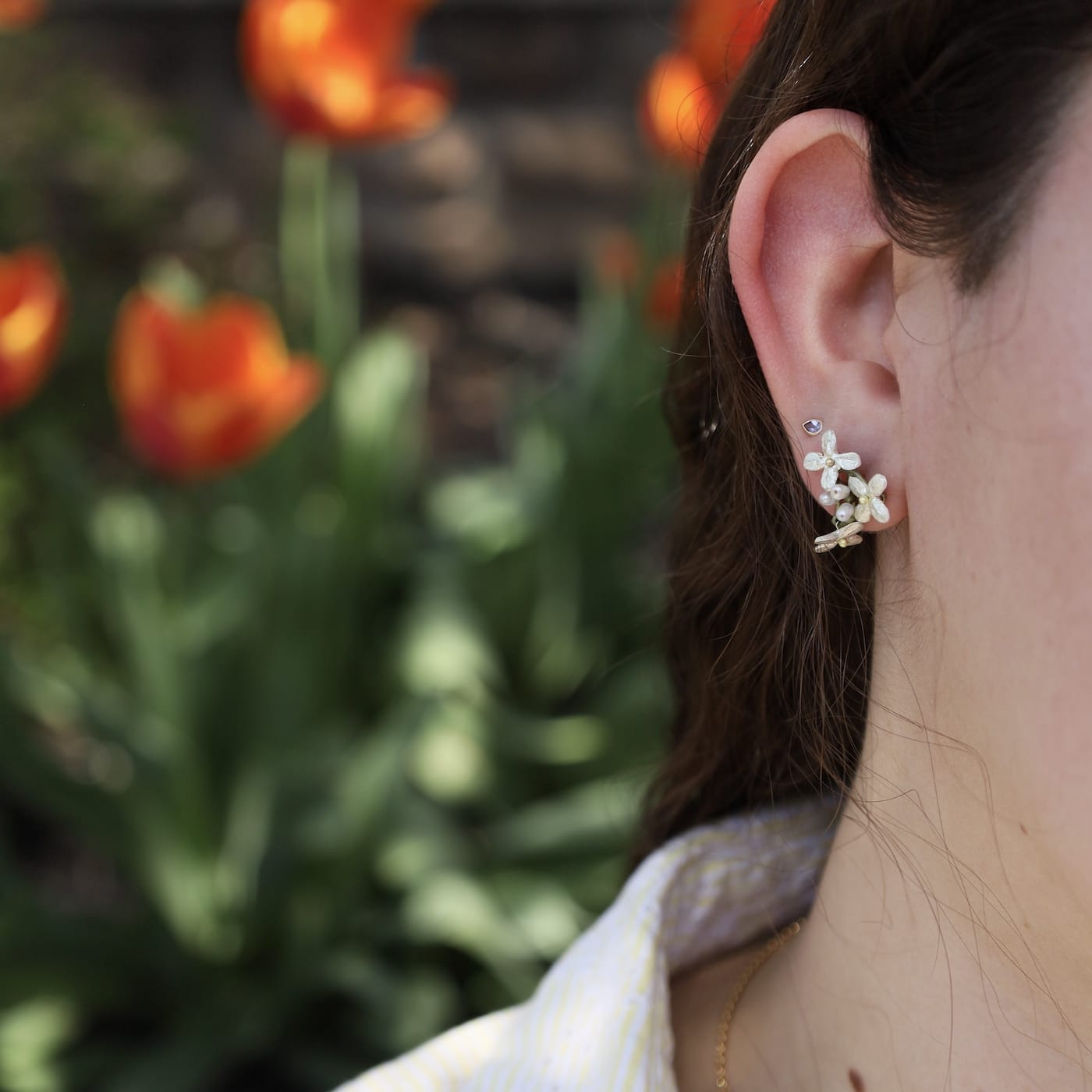 EAR White Hydrangea Post Earrings