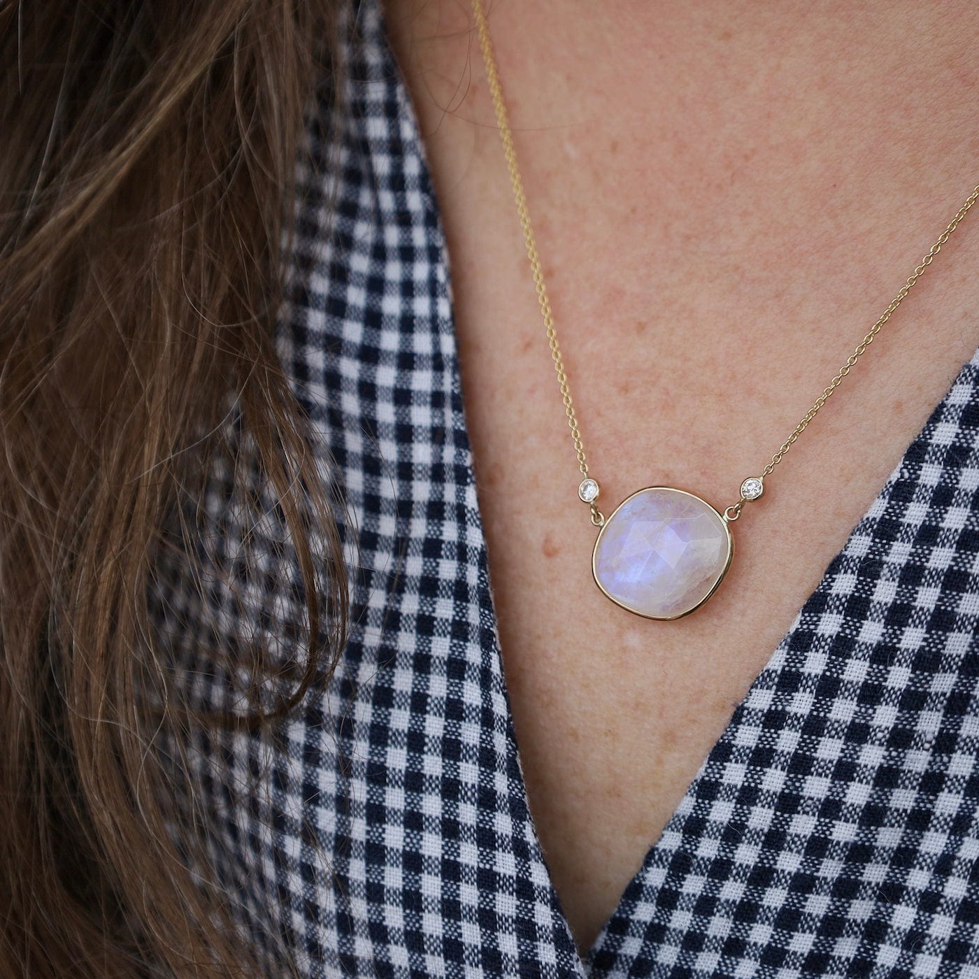 NKL-14K 14K Y 18" Rainbow Moonstone Slice & 2 Diamonds (.1