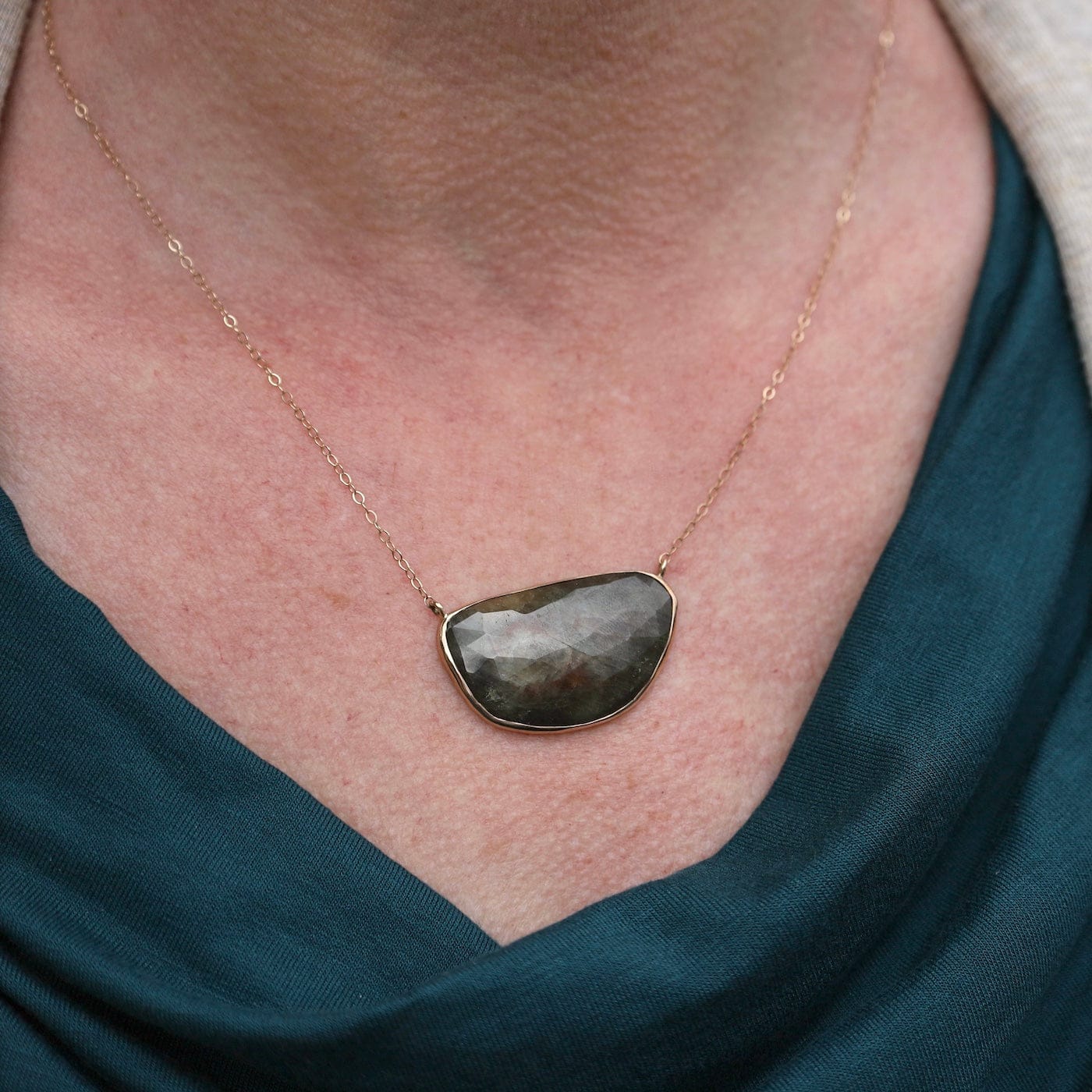NKL-14K One of a Kind 14k Gold Freeform Sapphire Necklace