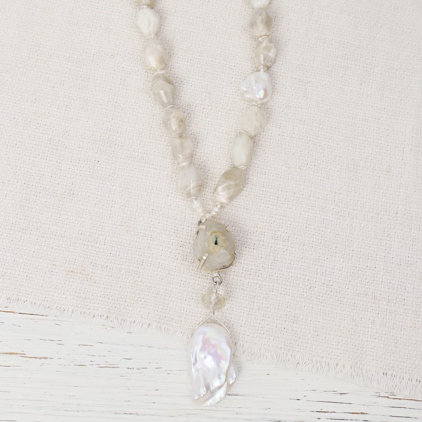 NKL Agate and Pearl Pendant Necklace