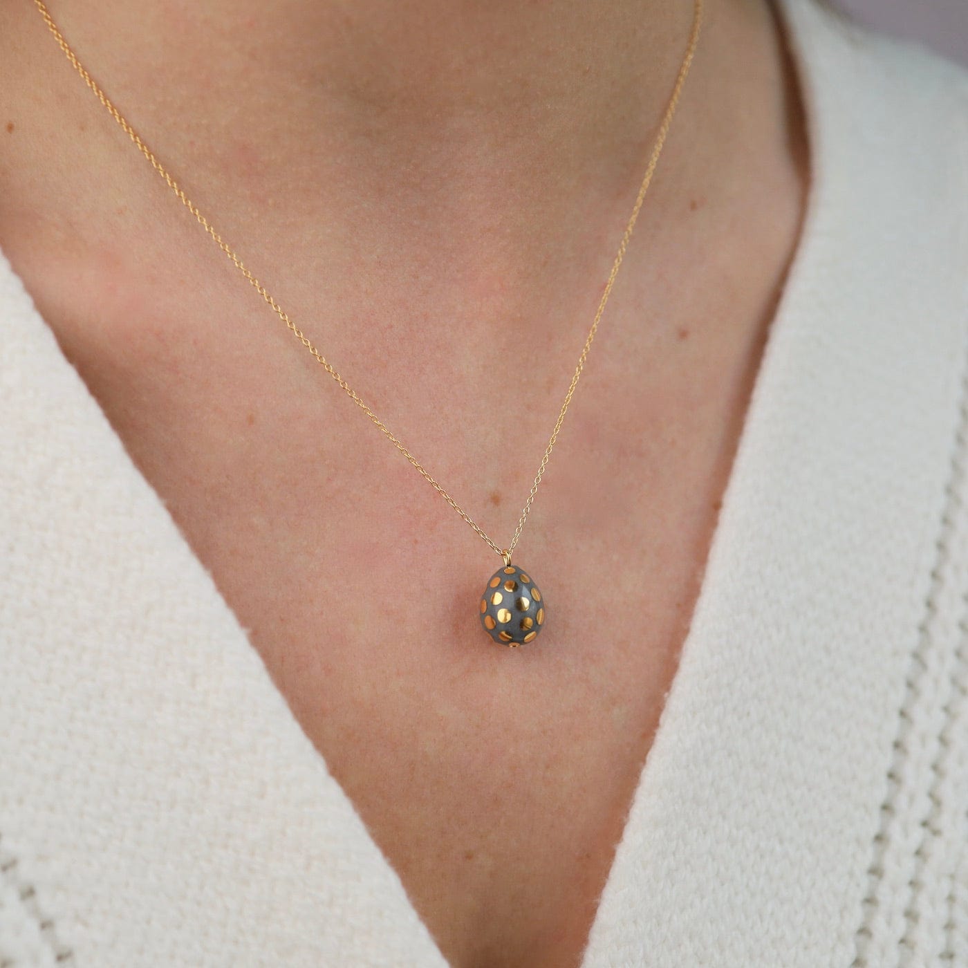 NKL-GF Ladybug Teardrop Necklace - Grey