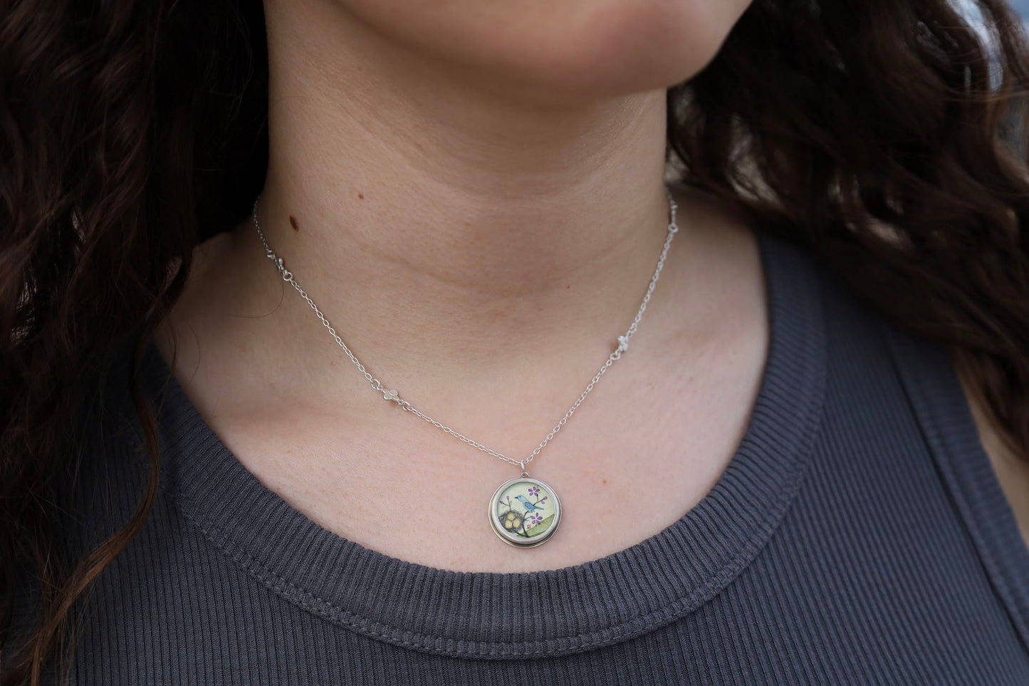 NKL Small Round Bluebird Necklace Small Filigree Station Chain