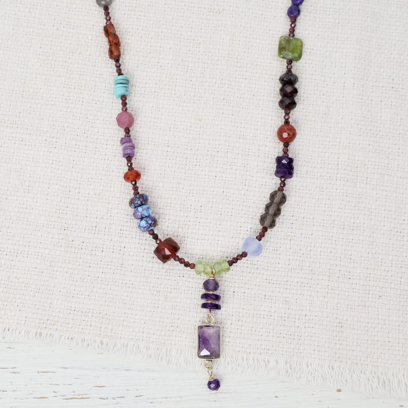 NKL The Hodgepodge Garnet Necklace with Amethyst Penda
